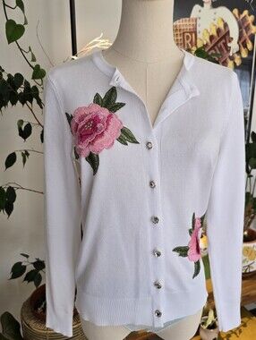 Allison + Zoe White Floral Embroidered Cardigan Jeweled Buttons Size PM NWOT